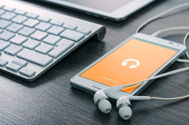 Le funzioni delle app musicali la storia di Spotify