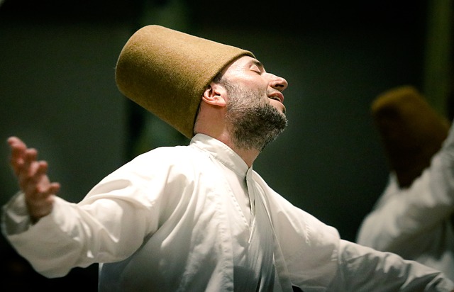 la danza roteante dei sufi