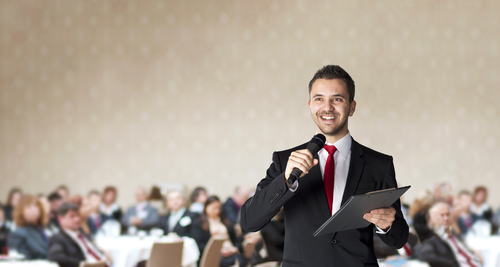 Public speaking consigli per iniziare il discorso in maniera ottimale