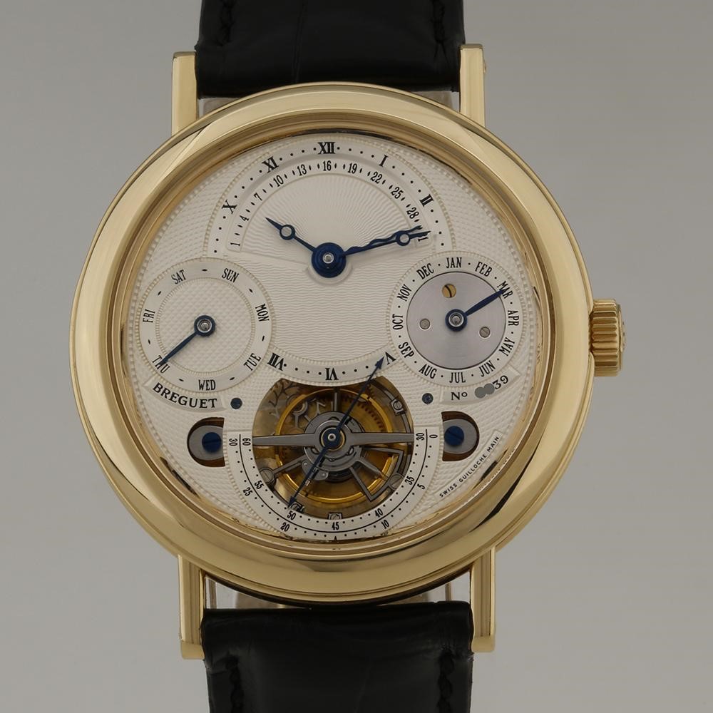 Il fascino incessante del meccanismo Tourbillon: un'analisi dettagliata